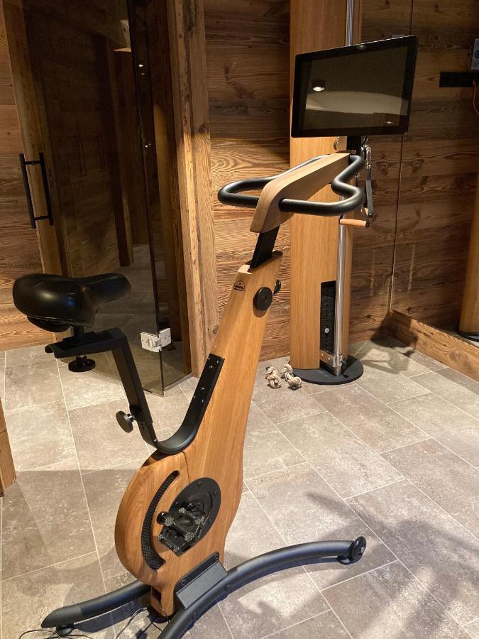 Hahnenkamm Suite Ski-In Ski-Out Direkt An Der Hahnenkammbahn Кицбюэль Экстерьер фото